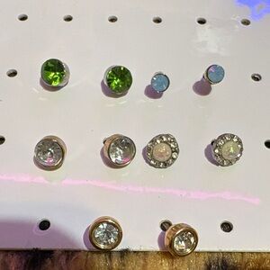 4 for 18$ 🔥 Multi-Pair Stud Earring Set in Green, Blue, Clear and Opal Tones